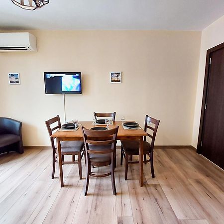 Apartamenti Za Gosti Deluks Apartment Burgas Exterior photo