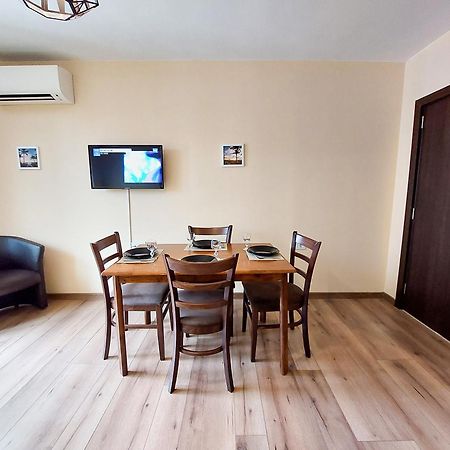 Апартаменти За Гости Делукс Burgas Exterior photo