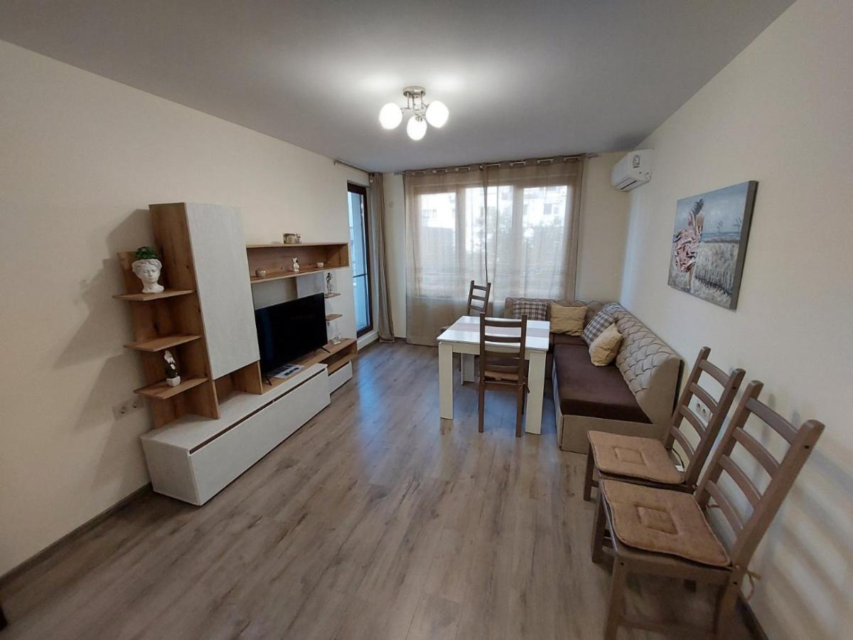 Апартаменти За Гости Делукс Burgas Exterior photo