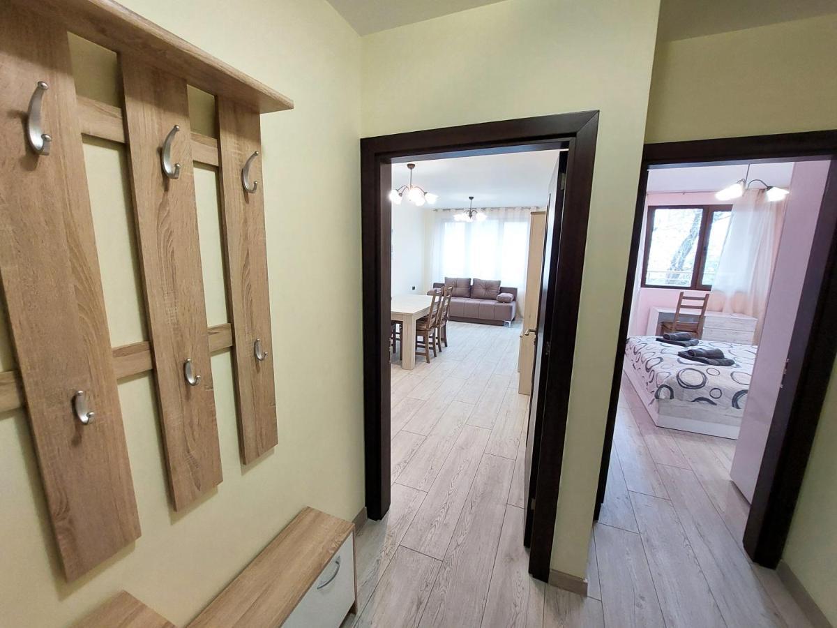 Апартаменти За Гости Делукс Burgas Exterior photo
