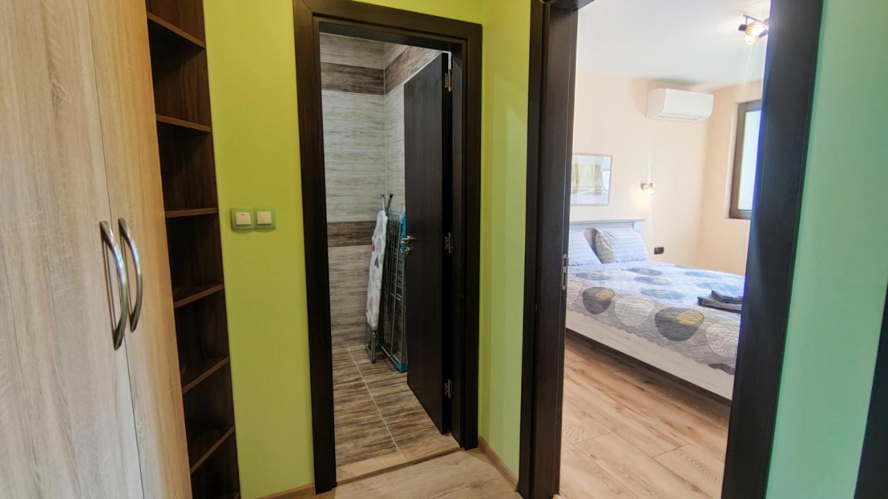 Апартаменти За Гости Делукс Burgas Exterior photo